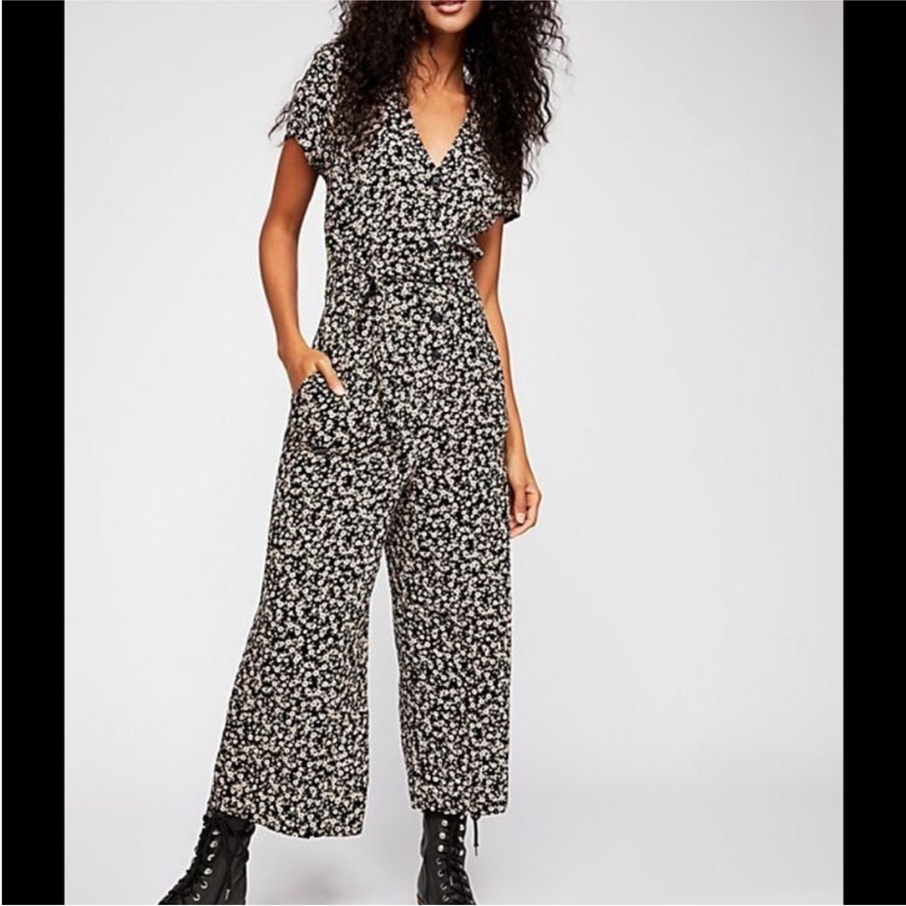 Free People black and white floral jumpsuit size 4